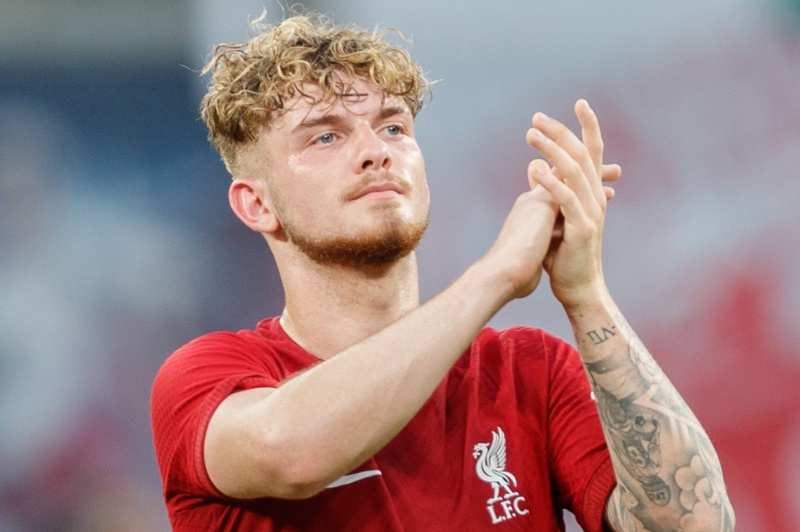 Harvey Elliot spiller i Premier League for Liverpool